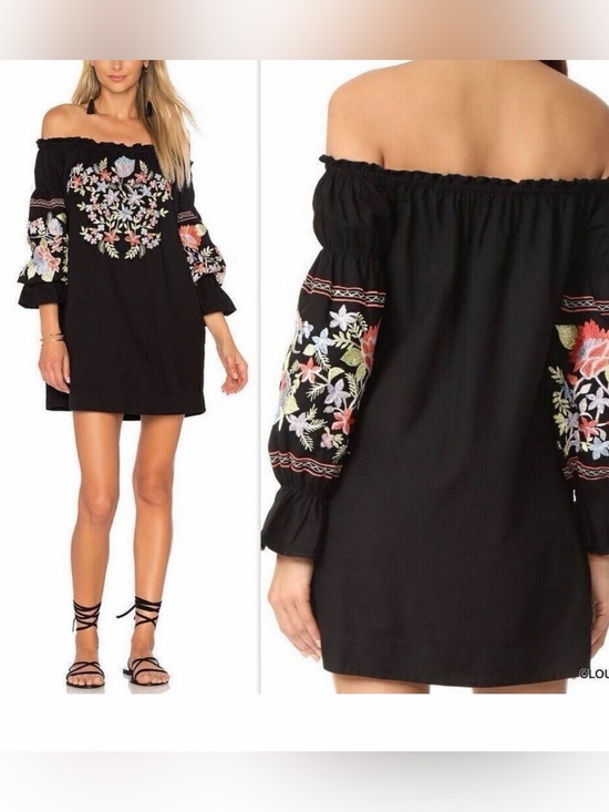 Free People Tops - Free People Womens Dress Size M Black Floral Embroidered 3/4 Sleeve Side Pockets